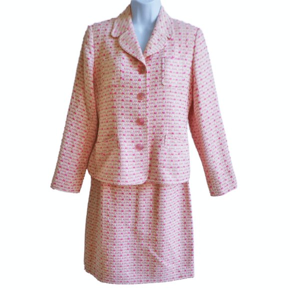 Vintage JG Hook 2pc Skirt Suit Set Pink 3D Tweed Floral Etched Buttons Lined - Picture 3 of 12